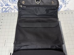Bric’s Leather Hanging Black Tri-Fold Toiletry Bag Travel Italy 12″ Leather (L2)