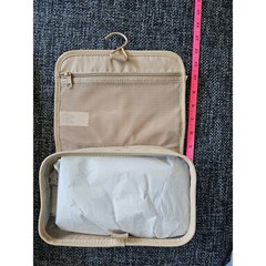 Brightroom Hanging Travel Organizer OS Beige NWT Faux Leather Toiletry Bag