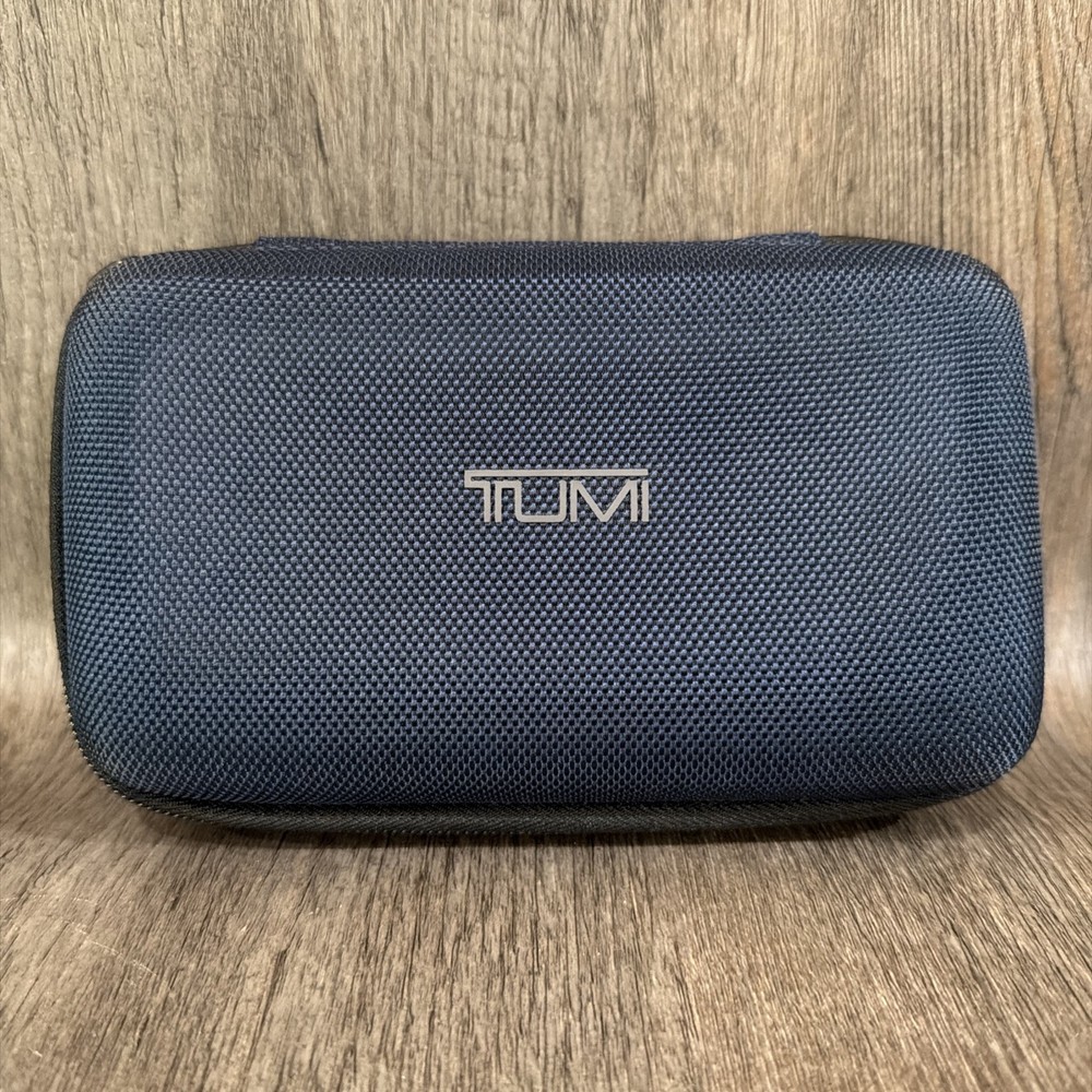 TUMI for Delta Navy Blue Hard Shell Amenity Travel Case Kit Zippered Pouch Zippe