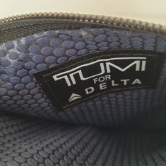 TUMI Airlines Zip Pouch Travel Case Cosmetic Bag Toiletry Small Gray Square