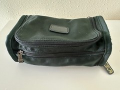 Tumi Case Zippered Travel Dark Green Canvas Unisex Accessory Cosmetic Hang fob
