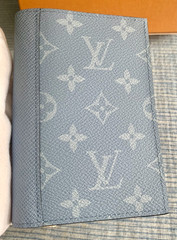 Authentic LOUIS VUITTON Taigarama Monogram Passport Cover LV SKY BLUE NEW SALE