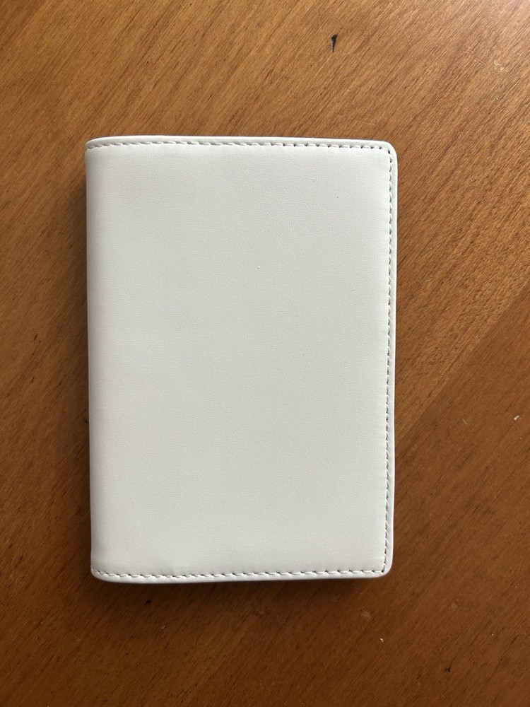 BLVD Tommy Leather Passport Holder – White/Tan Full Grain – Travel Wallet – New