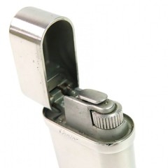 Cartier Godron Oval Roller Lighter – DUTY FREE