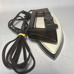 Black & Decker F46A Stowaway Folding Handle Steam & Dry Travel Iron Tested Works