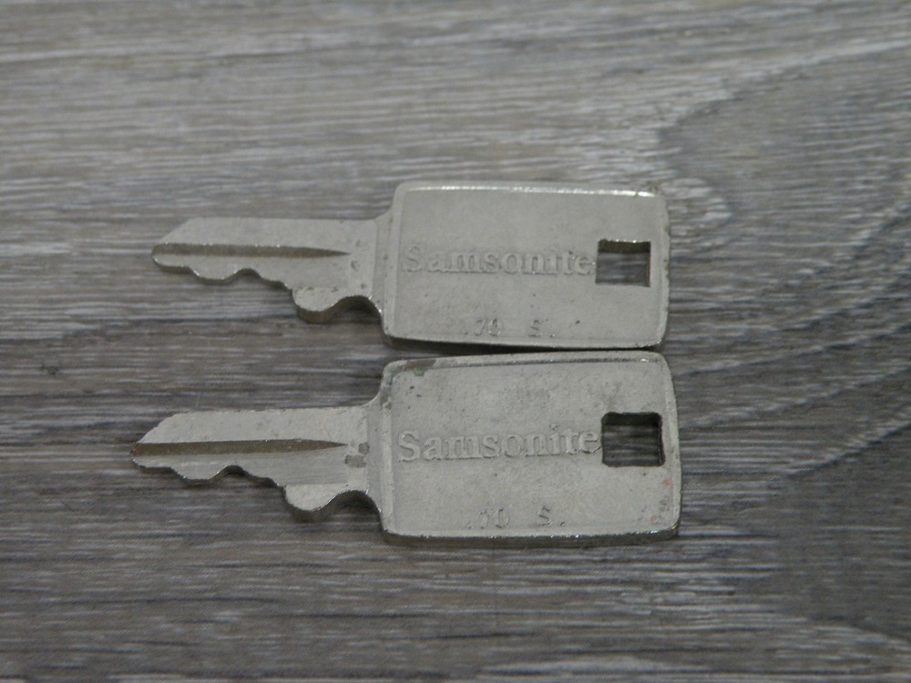 Samsonite Replacement Luggage Keys Set of Two 134 S & 150 S Travel Suitcase Lock