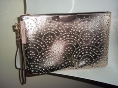VICTORIA’S SECRET METALLIC LAZOR CUT COSMETIC BAG NEW MAKEUP CASE LARGE WRISTLET