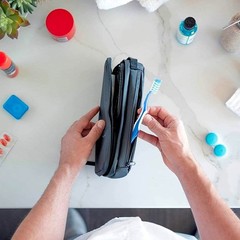 NOMATIC Toiletry Bag 2.0 Regular Black Hanging Travel Organizer