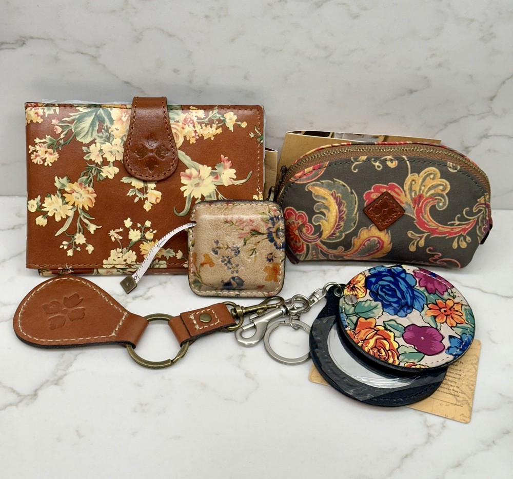 Patricia Nash Set: Passport Wallet/Cosmetic Pouch/Tape Measure/Mirror/Keychain