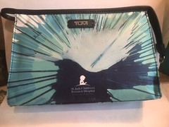 TUMI St Jude PAINT SPLATTER BLUE Basel TRIANGLE Pouch RARE LIQUIDATION PRICE