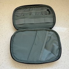 Thule – Terra PowerShuttle – Medium travel case for cords, cables, charger