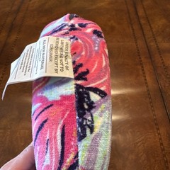 NEW LILLY PULITZER DRAGONFRUIT OH MY GUAVA NECK PILLOW