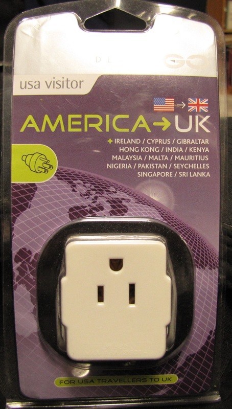Design GO voltage adaptor plug – USA vistor America to UK (115v-240v) – NOS