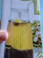 Daiso Brand: Green & White Plastic Turn Handle Dressing Mixer, New w/ Free Ship