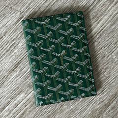 Goyard Green Leather Passport Holder Wallet/Organizer with Card Slots