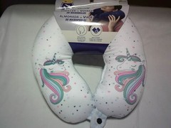 NEW VOYAGE MICROBEAD TRAVEL PILLOW SNAP CLOSURE SOFT NECK SUPPORT UNICORN DESIGN