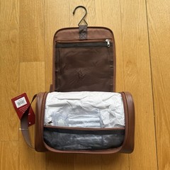NWT Perry Ellis Brown Leather Travel Kit Toiletry Bag Hanging Hook and Bottles