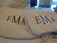 Pottery Barn velvet quilted cosmetic bags Set 2 monogrammed EMA ivory New