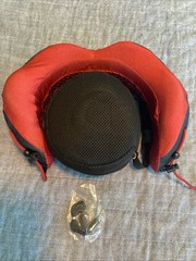 Cabeau Evolution Cool Travel Neck Pillow Red with Black Mesh
