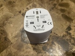 SKROSS World Travel Adapter with 3Pole Ground Plug BRAND NEW IN FACTORY BOX