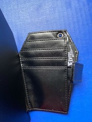 Elvira Coffin Classic Logo Wallet Kreepsville 666 Halloween Horror New