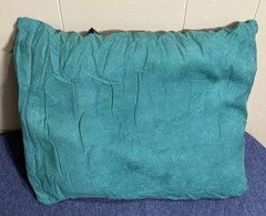 2 Wise Owl Outfitters Memory Foam Camping Travel Pillows SMALL Green NWT $56