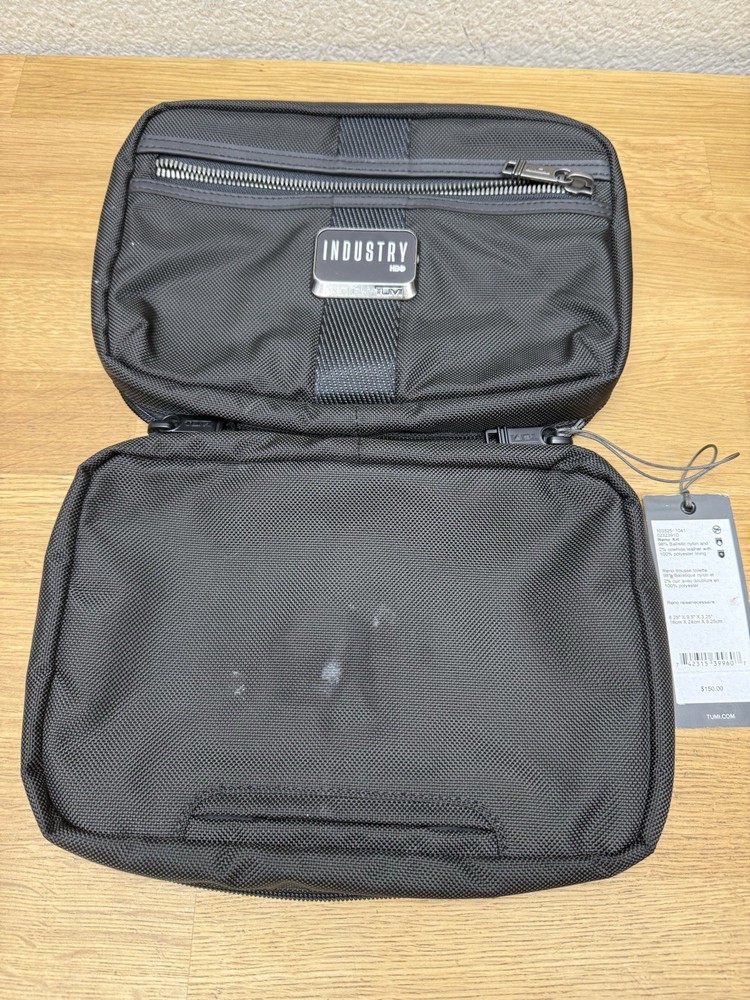 Tumi Alpha Bravo Reno HBO INDUSTRY Travel Toiletry Kit 103525-1041 0232391D READ