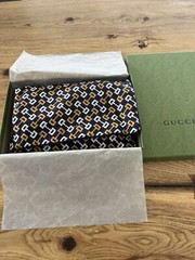 Gucci Travel Set Silk Pouch Bag / Inflatable Silk Neck Pillow NWT