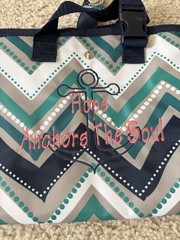 Thirty-One Folding Bible Bag Cover Multicolor Chevron w/ Handle, Zipper, Pockets