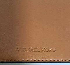 MICHAEL KORS WOMEN’S LADY JET SET TRAVEL PASSPORT CASE BROWN. NEW WITHOUT TAG.