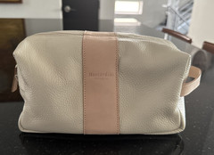 MOSCARDINI FIRENZE Cream Leather Top Zip Unisex Toiletries Bag ITALY. New.