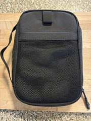 THULE zip organizer9″ x 6″