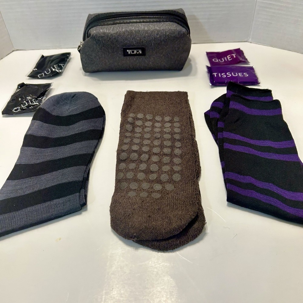 TUMI for Delta Gray Travel Toiletry Bag Nylon Zip Pouch 8x4x2.5 Socks/Earbuds