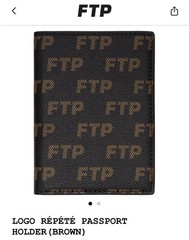 FTP LOGO RÉPÉTÉ PASSPORT HOLDER (BROWN) FTP DAMIER BROWN PASSPORT BRAND NEW