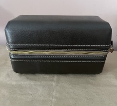 Vintage Trip-O-Kit Travel Kit – Moroccon Leather Toiletry Bag W/ Brass Zipper