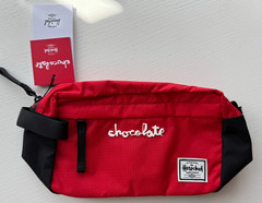 New Herschel Supply x Chocolate Skateboards Chapter Travel Toiletry Kit 5L Red