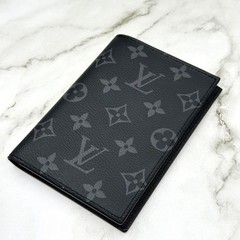 Louis Vuitton Monogram Eclipse Couverture Passeport NM Black Without Box