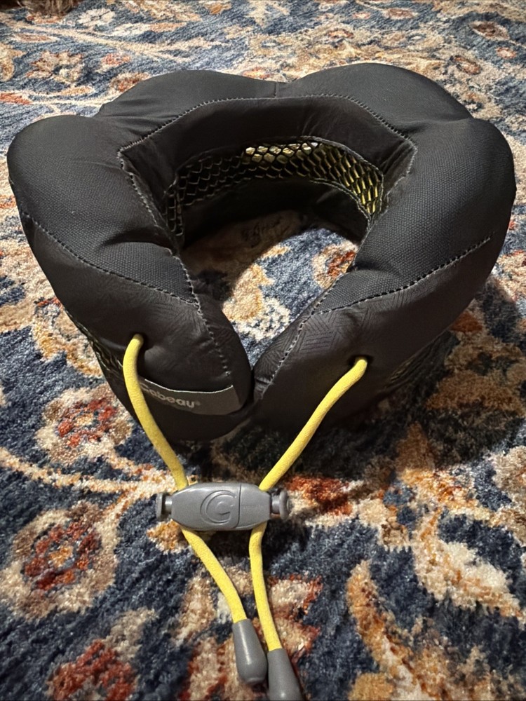 Cabeau Evolution Cool Neck Support Travel Memory Foam Pillow – Black