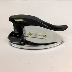 VTG Valiant Electric Travel Iron Folding Handle Lightweight No 15/2319