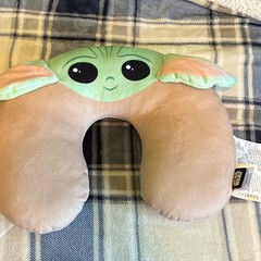 Star Wars Grogu Baby Yoda Neck Travel Pillow Beige Polyester Padding PA-2903