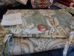 Pottery Barn Lorraine jewelry roll mono K– blue New