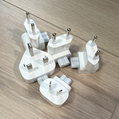 Apple Plug Adapters for Travel, Multiple Outlet Types